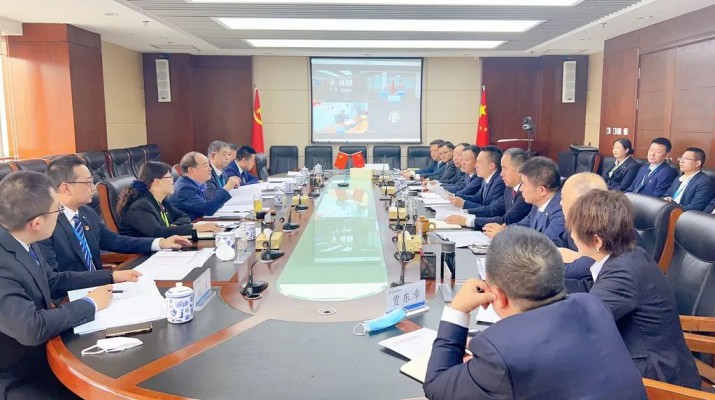 石培文董事長一行赴投資集團(tuán)、開發(fā)建設(shè)公司調(diào)研指導(dǎo)工作