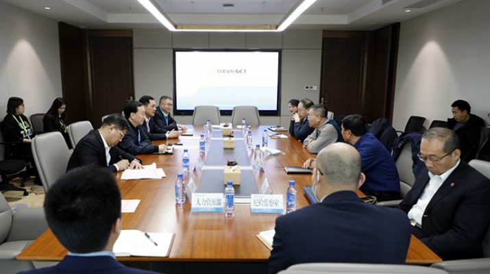 省發(fā)改委培訓中心資產(chǎn)、甘肅西湖培訓服務大廈、蘭州北山綠化試驗場交接儀式在甘肅文旅集團舉行
